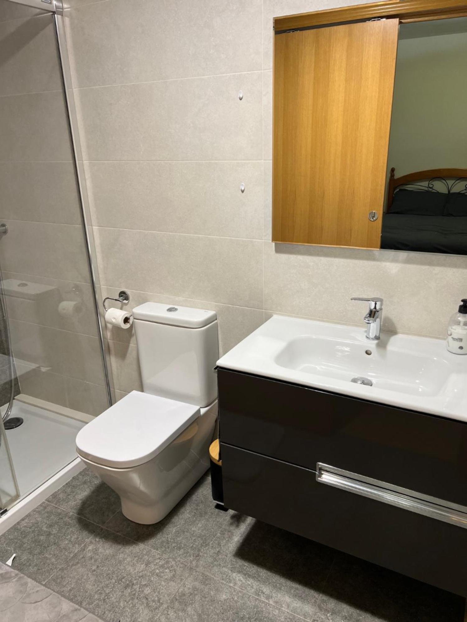شقة Habitacion Doble Con Bano Privado فالنسيا المظهر الخارجي الصورة